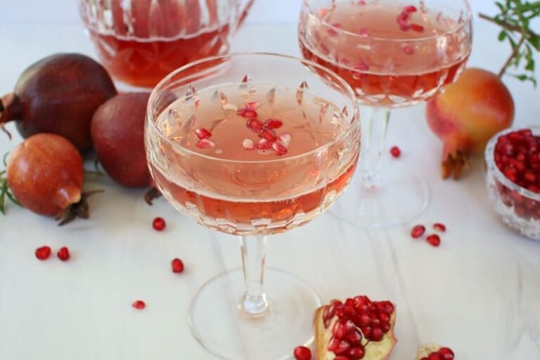 Sparkling Pomegranate Mocktail