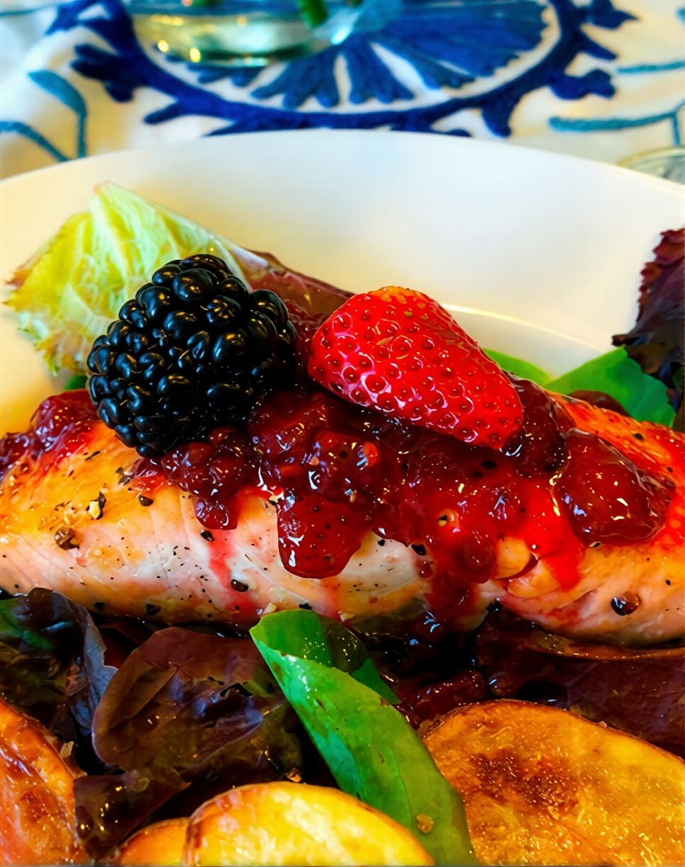 Seared Salmon with Berry Compote and Roasted Potatoes