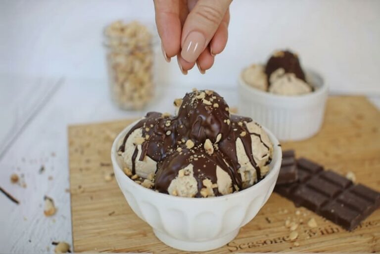Peanut Butter Ice Cream with ‘Magic Shell’ Chocolate Drizzle